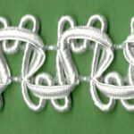 5 Yards 7/8" White Alternating Double Loops Trim 46813