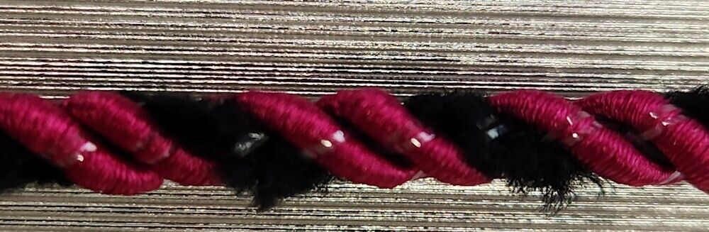 57-766.jpg 5 Yards 1/8" Fuchsia and Black with a Touch of Glitter Twist Cord Trim 27411FB - Image 1