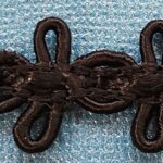 5 Yards 9/16" Black Loops and Circle Trim 500201