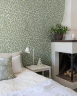 William Morris Oak Tree Leaves Wallpaper - Green - Brewster - 4153-82028 - Image 4